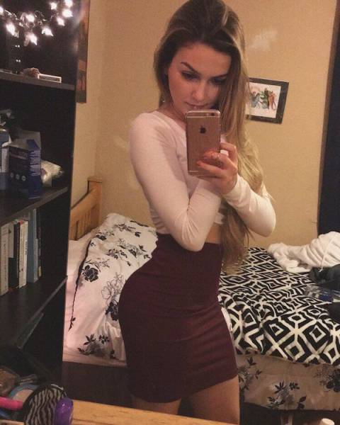You Won't Be Able To Take Your Eyes Off Of These Sexy Ladies In Tight Dresses (53 pics)