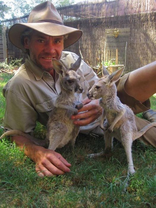 Find Out Why This Man Is Known As Kangaroo Dundee (20 pics)