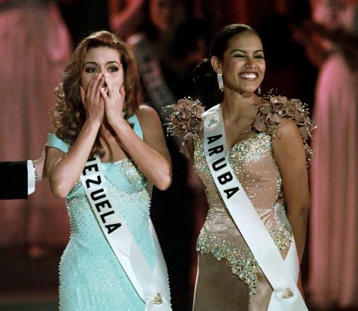 A Look Back At How The Miss Universe Competition Has Evolved Over The Years (30 pics)