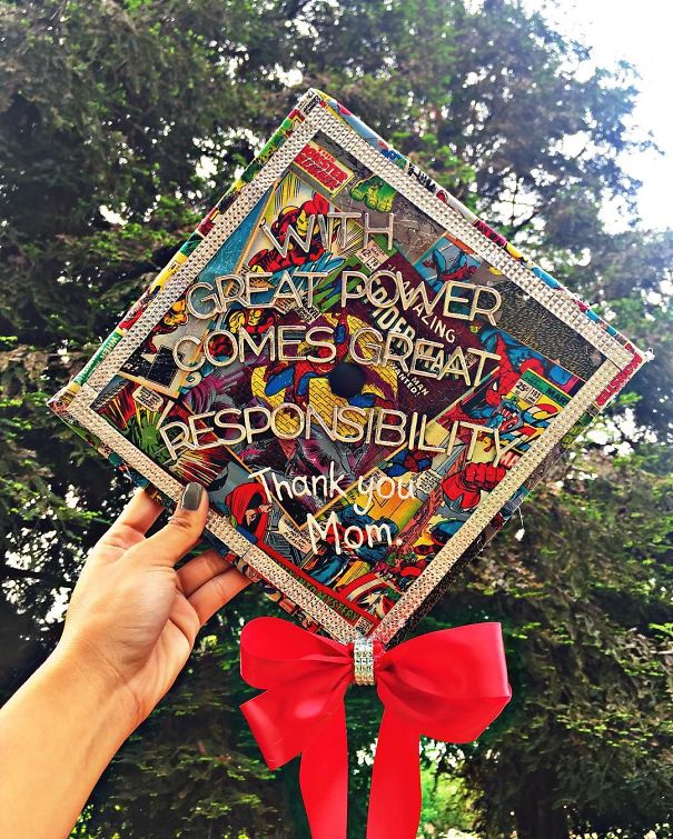 Awesome Students Who Totally Nailed It With Their Funny Graduation Caps