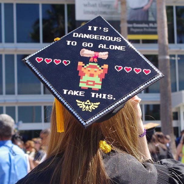 Awesome Students Who Totally Nailed It With Their Funny Graduation Caps (29 pics)