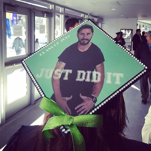 Awesome Students Who Totally Nailed It With Their Funny Graduation Caps (29 pics)