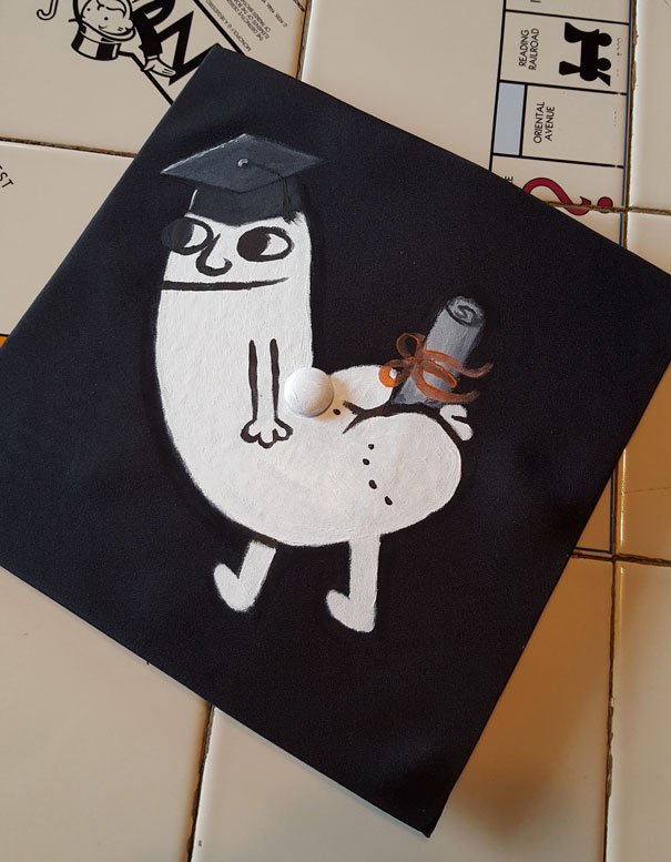 Awesome Students Who Totally Nailed It With Their Funny Graduation Caps (29 pics)