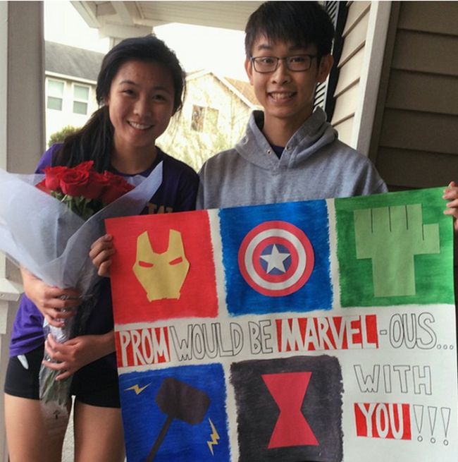 People Who Found Clever And Creative Ways To Ask Their Dates To Prom (24 pics)