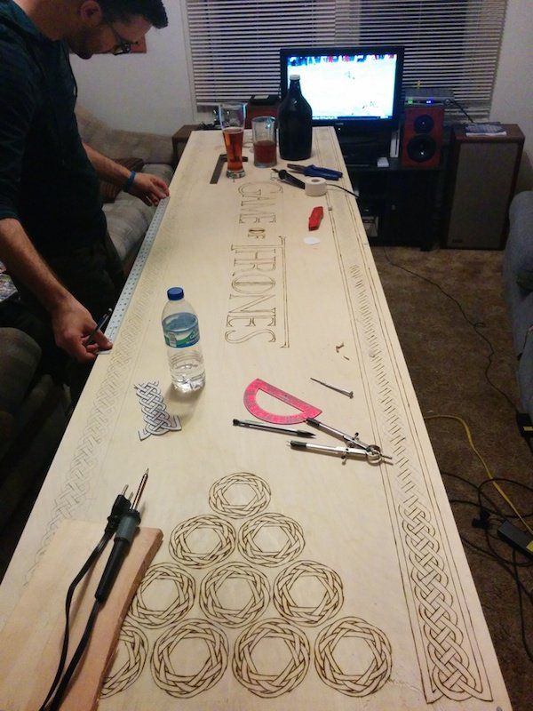 This Fan Built The Ultimate Game Of Thrones Themed Beer Pong Table (17 pics)