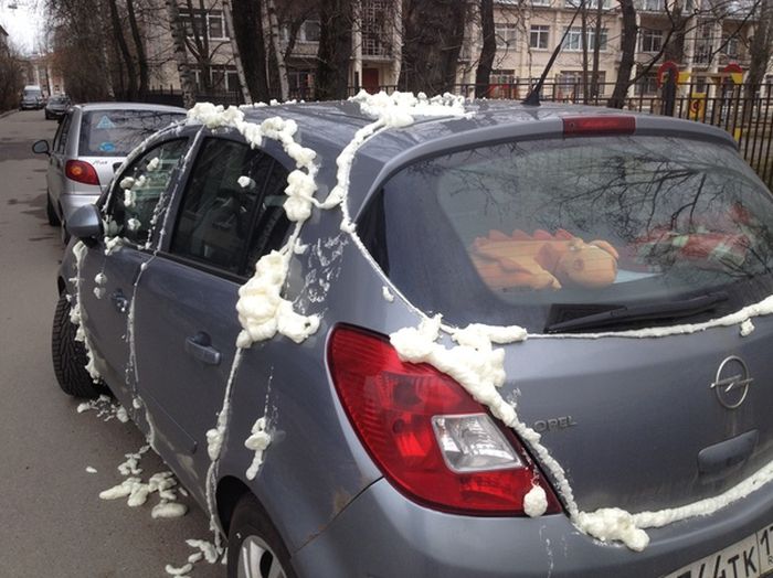 This Person Won't Be Opening Their Car Anytime Soon (5 pics)
