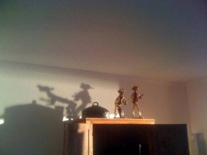 Shadows Can Be Used To Make Any Photo Look Dirty (30 pics)