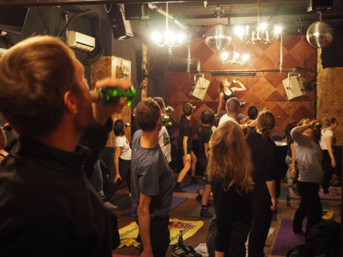 A Yoga Studio In Berlin Is Allowing Students To Bring Beer To Class (13 pics)