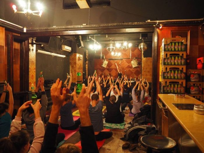 A Yoga Studio In Berlin Is Allowing Students To Bring Beer To Class (13 pics)
