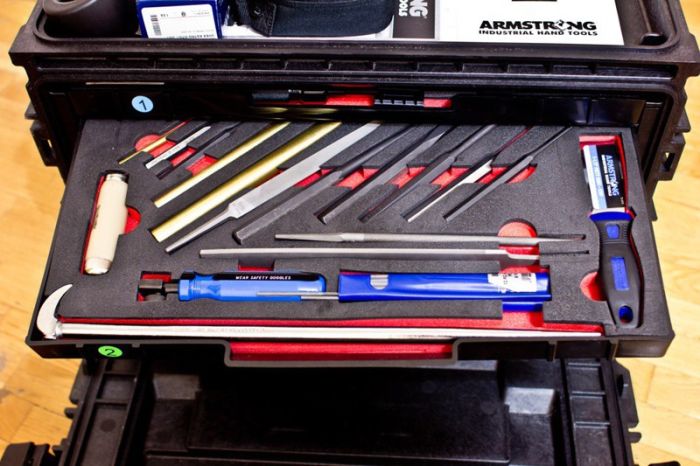 A Look Inside The Tool Box Of An American Military Engineer (15 pics)