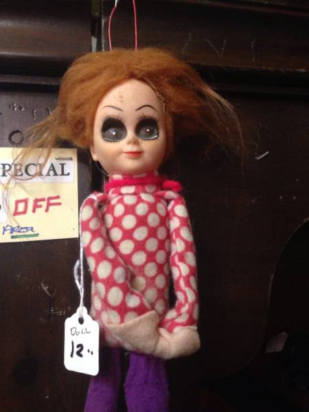 Strange And Awesome Discoveries That Could Only Be Uncovered At Thrift Shops (61 pics)