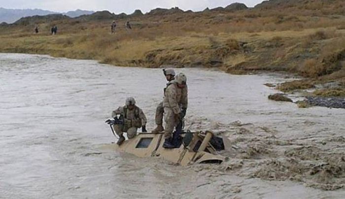 Awesome Photos From Exciting Adventures In The Army (43 pics)