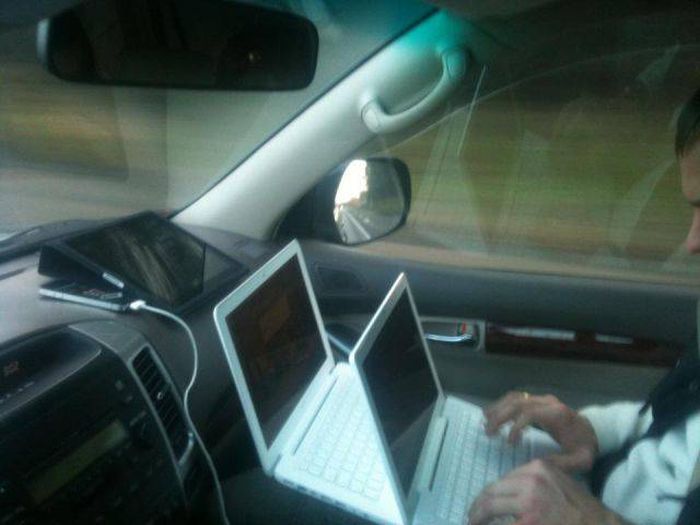 People Who Have Multitasking Down To A Science (41 pics)