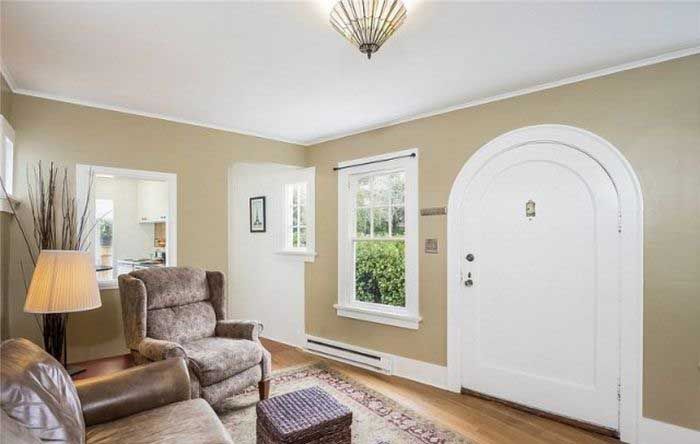 The Montlake Spite House Looks A Lot Bigger On The Inside (13 pics)