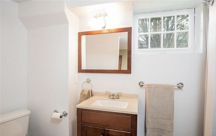 The Montlake Spite House Looks A Lot Bigger On The Inside (13 pics)