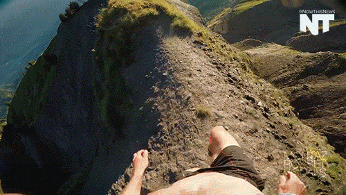 Close Calls That Could Have Easily Turned Into A Deadly Disaster (16 gifs)