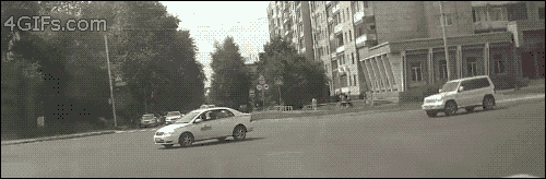 Close Calls That Could Have Easily Turned Into A Deadly Disaster (16 gifs)