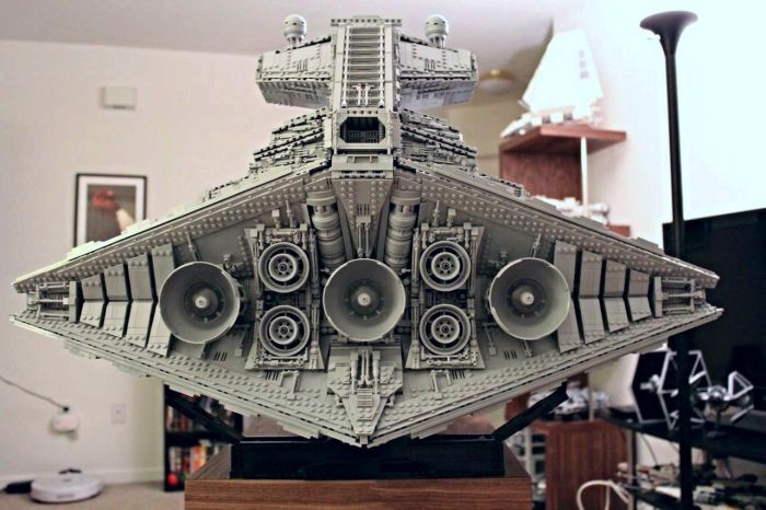 This Massive Imperial Star Destroyer Tyrant Is Sure To Impress Any Star Wars Fan (30 pics)