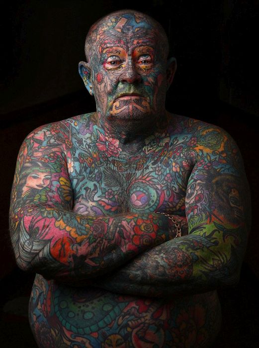 Gangster Covers Every Single Inch Of His Body In Tattoos (16 pics)