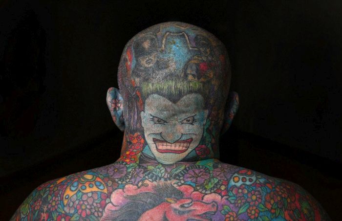 Gangster Covers Every Single Inch Of His Body In Tattoos (16 pics)