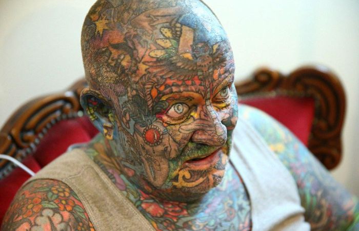 Gangster Covers Every Single Inch Of His Body In Tattoos (16 pics)