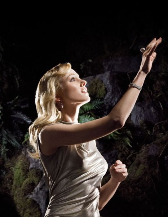 Naomi Watts Looks Stunning In Her Photoshoot From King Kong (31 pics)