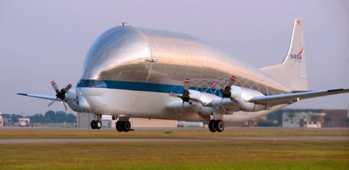 Awkward Looking Experimental Aircrafts From All Around The World (39 pics)