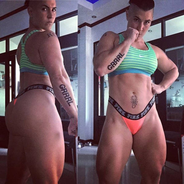 This Female Bodybuilder Can Crush Watermelons With Her Legs (25 pics)