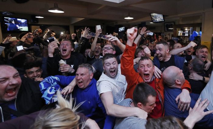 Leicester City Players Party At Jim Vardy's House To Celebrate Their ...