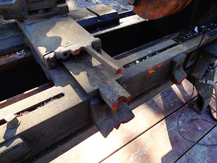 Old Hendey Lathe Discovered At A Junkyard (14 pics)
