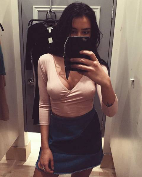 Be Careful Because These Beautiful Busty Ladies Are Very Distracting (54 pics)
