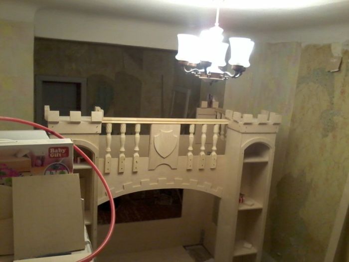 Dad Builds The Coolest Crib Ever For His Baby Daughter (25 pics)