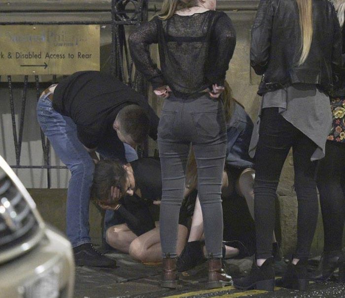 England Didn't Mess Around On May Day Weekend (25 pics)