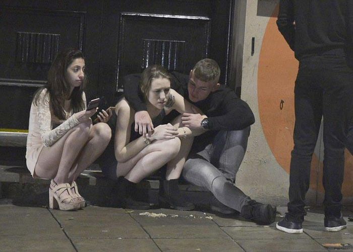 England Didn't Mess Around On May Day Weekend (25 pics)
