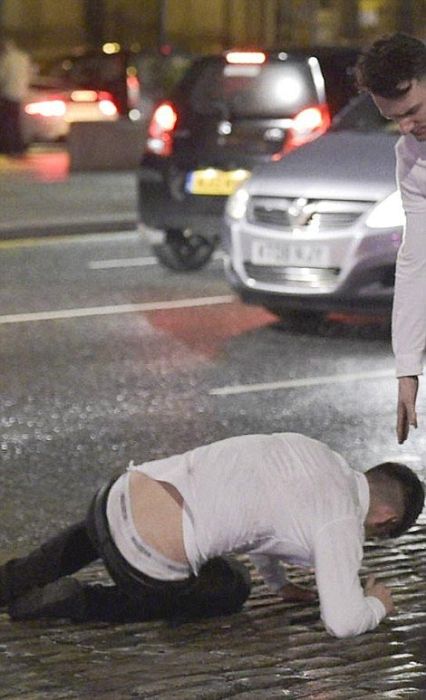 England Didn't Mess Around On May Day Weekend (25 pics)
