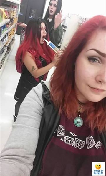 People of Walmart. Part 29 (44 pics)