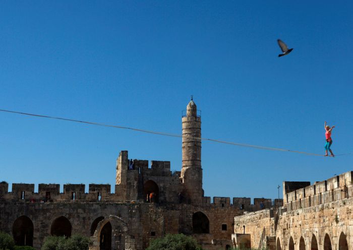 American Walks Across A Tightrope At Jerusalem's Tower Of David (11 pics)