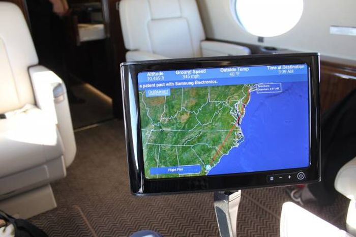 First Class Isn't Good Enough For This Guy After Flying On A $61.5 Million Private Jet (50 pics)