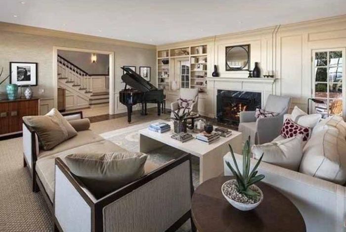Miranda Kerr And Evan Spiegel Buy Huge Mansion In Brentwood, CA (14 pics)