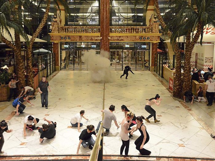 UK Police Apologize For Realistic Anti-Terrorism Exercises (12 pics)