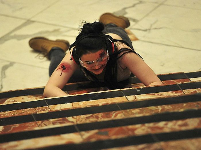 UK Police Apologize For Realistic Anti-Terrorism Exercises (12 pics)