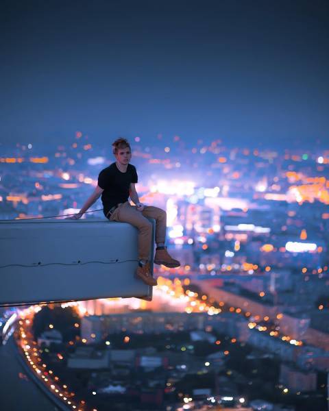 Daring Russian Man Takes Stunning Pictures From The Rooftops Of Skyscrapers (33 pics)
