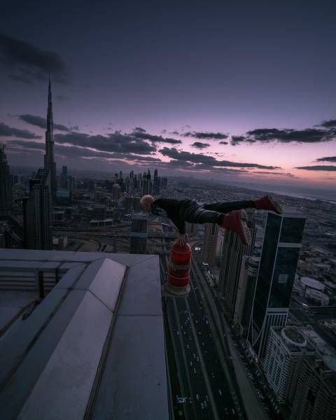 Daring Russian Man Takes Stunning Pictures From The Rooftops Of Skyscrapers (33 pics)