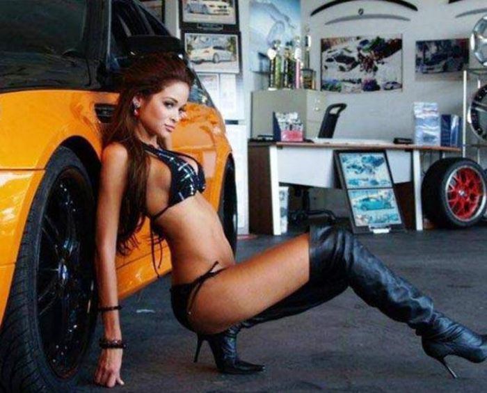 Hot Babes And Hot Wheels Make For An Irresistible Combination (73 pics)