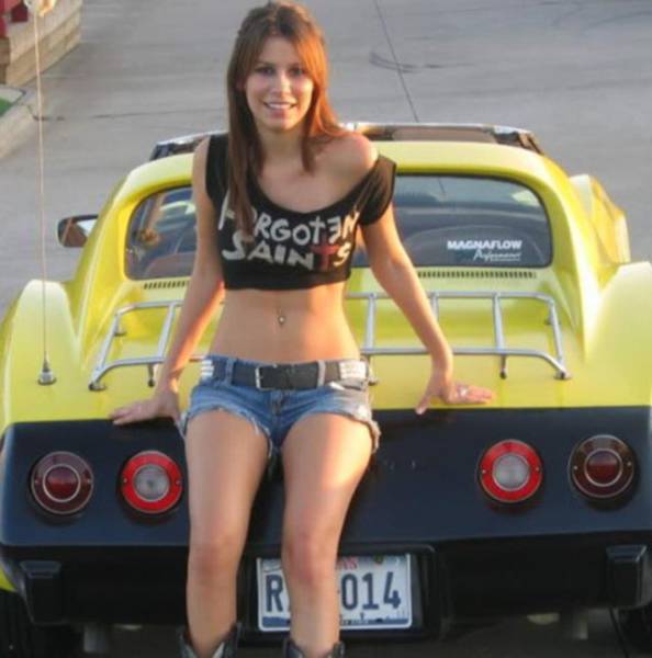 Hot Babes And Hot Wheels Make For An Irresistible Combination (73 pics)