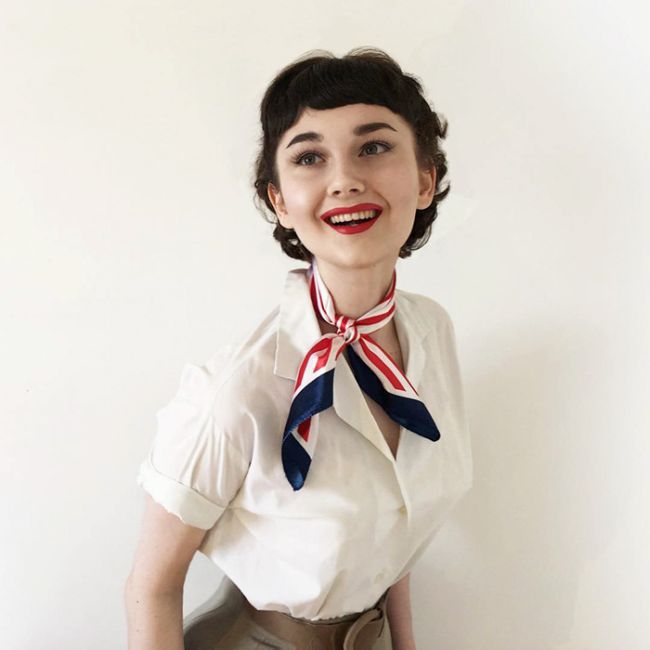 17-Year-Old Girl Recreates Vintage Looks With Ease (30 pics)