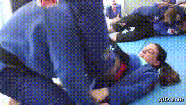 It's Always Fun Watching Mackenzie Dern Fight (6 pics)