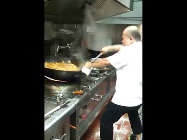 Incredible Chef Cooking With Huge Wok