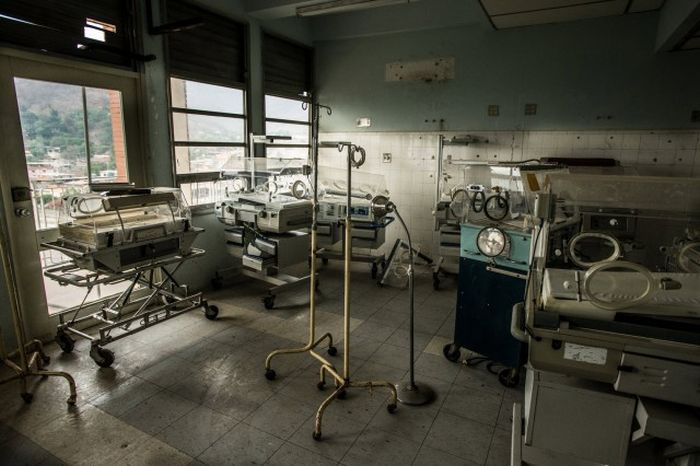 Inside A Hospital In Venezuela (7 pics)