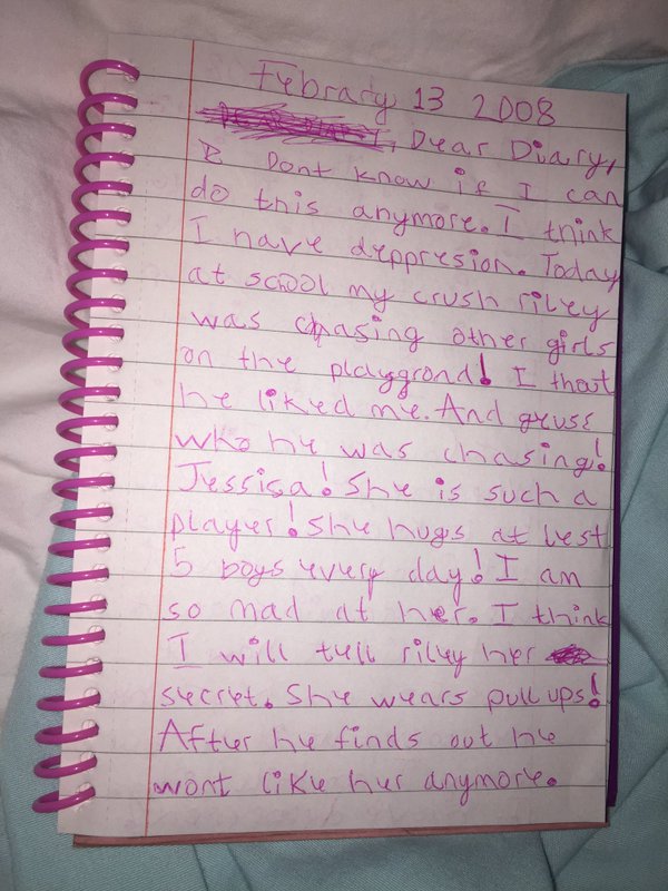 Girl Finds Hilariously Angsty Diary From When She Was 7 (3 pics)